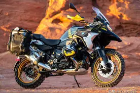 摩旅爱好者的终极目标 2021年最牛X的三款顶级ADV横评图片