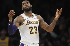 “进攻猛如虎 防守如纸糊”，细数NBA现役4大攻强守弱球星图片