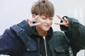 父亲去世获200亿，从公子哥到捐款狂人，黄子韬的成长之路图片