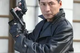 张子健：抗日神剧的佼佼者，“我赌你枪里没子弹”图片