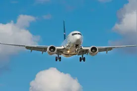 乘客登机之后，为什么飞机还要等很久才起飞？图片