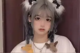 千万网红安妮凌晨被清空账号，网友：沦为赚钱的工具图片