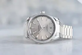 欧米茄海马Aqua Terra 34mm & 38mm腕表——低调色系的持久魅力图片