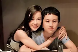 与儿子同床共眠，亲自喂食，"畸形"的母爱害了孩子一生图片