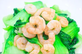 这5种食材，天然叶酸含量高，中老年人不管有钱没钱，秋天要多吃图片