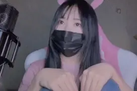 露脸直播冲上热搜，如今面临6亿违约金？小团团为何要无限期停播图片