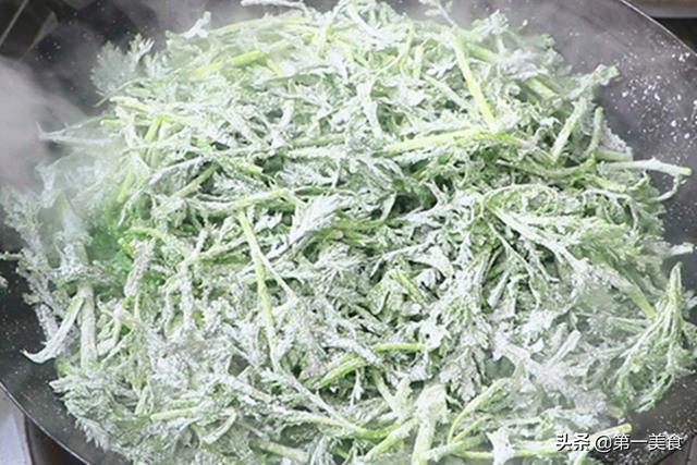 3月的“茼蒿”是真鲜，价钱便宜又水灵，学会这4种吃法，抢鲜吃