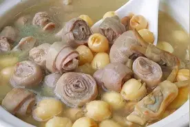 老人晚上失眠，多吃2种“天然助眠药”，晚上睡得香，早上精神足图片