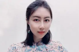 这首“屎”诗被选入初中考题，你怎么看？评贾浅浅诗歌《朗朗》图片