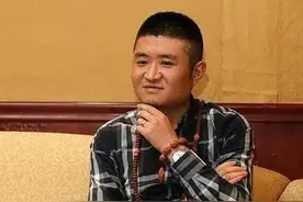 先是苗阜、后是金霏陈曦和胜伟，那些加入主流相声演员都怎么样了图片