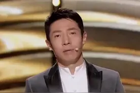 《经典咏流传》撒贝宁的神仙开场白图片