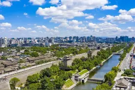 碧水城墙绕 能不忆长安图片