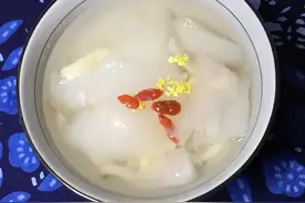 这种水果加热吃，止咳化痰功效强！一家老小都受益！图片