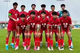 首届全国学生运动会男足U16组预赛开战，长春队获两连胜图片