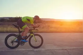 计时赛自行车：什么是TT自行车？与普通的公路车有什么差别？图片