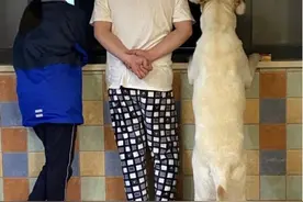 女朋友已经这样站了三天了，不会有事吧？哈哈哈哈哈哈图片