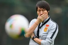 国足内部再出乱子？前国脚被带走后又爆其养小三，月花费足有20万图片