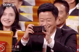 吴京代言国货手机品牌，却用iPhone，“战狼”伤害了谁？图片