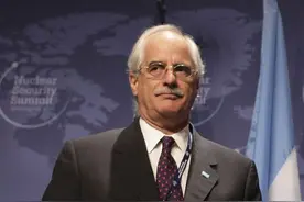 放着中国战机不买，阿根廷巨资购二手战机，到手后沦为废铁图片