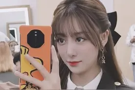 女主播自曝生孩子真的很疼，曾患产后抑郁症，直言现在不需要男人图片