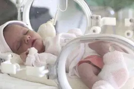 早产宝宝年龄怎么算，是出生日期还是预产期算？特殊年龄应这样算图片