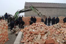 农村建房得找“四邻”签字？不签字不能建？村民：找村委也没用图片