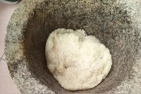 客家人做麻糍图片