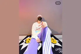 李小璐PG1疑设计情侣品牌，同养一只宠物被质疑同居图片