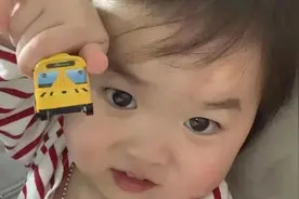 可爱搞笑的表情包：没事的话，我先睡了图片