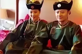 印小天用4百万娶了“富婆”哈琳娜没多久，妻子就带着孩子消失了图片