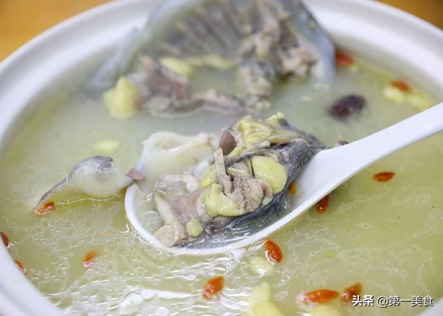 中年女人吃燕窝的好处 2026年中年女人吃燕窝的好处是什么