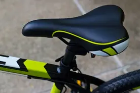 纠结入门山地车要不要改？这三个舒适向的改动，让你的车更好骑图片