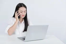 鸿蒙系统3.0最新功能，小艺能自动接听回复电话，还能转化成文本图片