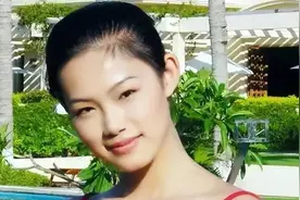 “岩女郎”于娜：16岁获超模比赛冠军，当红时期爆包养丑闻图片