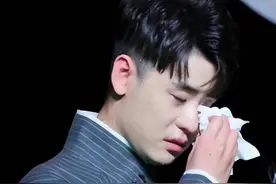 这一次，31岁的张云雷，不再被世界宽容图片