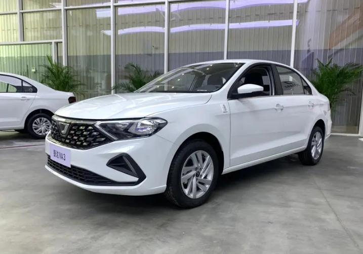 捷达VA3中央扶手箱伸缩改装方案_13捷达车原厂扶手箱多少钱_捷达VA3车内空间优化设计