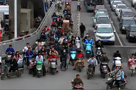 超标电动车怎么处理？过渡期满继续上路会怎样？多地处罚明确了图片