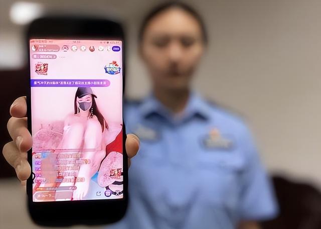 一名32岁酒吧销售阿哲，两年“狂睡”400多个女生，并拍照录像！
