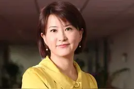 重信守诺！王鸿薇当选“立委”，承诺继续为南松山和信义区服务图片