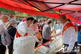 “一举高中 逐梦同行”——中国银行暖心服务 助力高考为梦护航图片