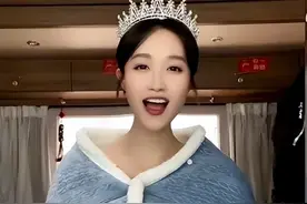 上海名媛蓝盈莹买菜被认出，富足的豪宅生活令人羡慕图片