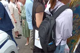 侄女考上985来旅游要住我家，和侄女吃了一顿饭后，我果断拒绝图片