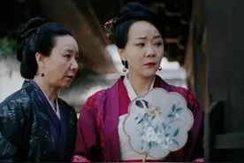 《知否》上朝时，为啥顾廷烨竖着站，长柏和盛紘却要横着站呢？图片