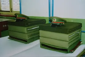 当过兵的战友们你知道部队的床单为什么都是白色的吗图片