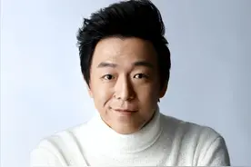 15年前黄渤一句话，连夜搞垮国际大牌？让刘德华肠子都悔青了图片