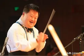 "天才指挥家"舟舟近况：癌症痊愈后，父母不再逼妹妹为他养老送终图片