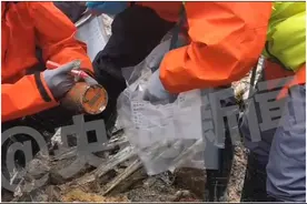 飞机黑匣子上为什么没有视频记录？资深机长：技术上可以实现，但可能影响飞行员心理图片