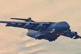 轰油-6到运油-20！中国加油机的发展，一款外购机型立下奇功？图片