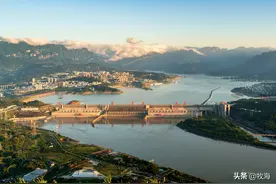 三峡大坝蓄水20年，水库淤沙20.5亿吨，运行“寿命”有多少年？图片