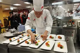 我，湖南人，负债百万又离婚，到日本开湘菜馆，还娶了日本妻子图片